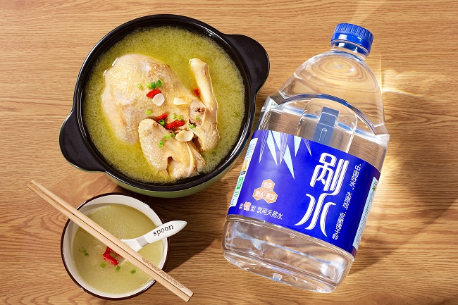 剐水煲汤汤鲜.jpg